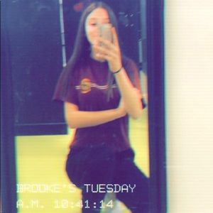 Meet your Posher, Brooke